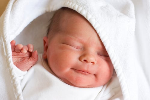 14 Newborn Sleep Tips You Can Use To Get More Sleep Today!