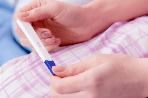 Early Signs of Pregnancy & Weird Pregnancy Symptoms That Are Actually a Thing